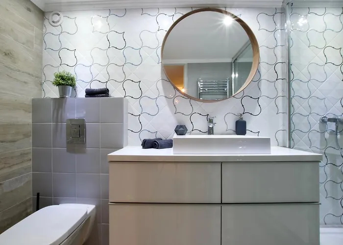 Standard By Hi5 - Terez 6 * Budapesta